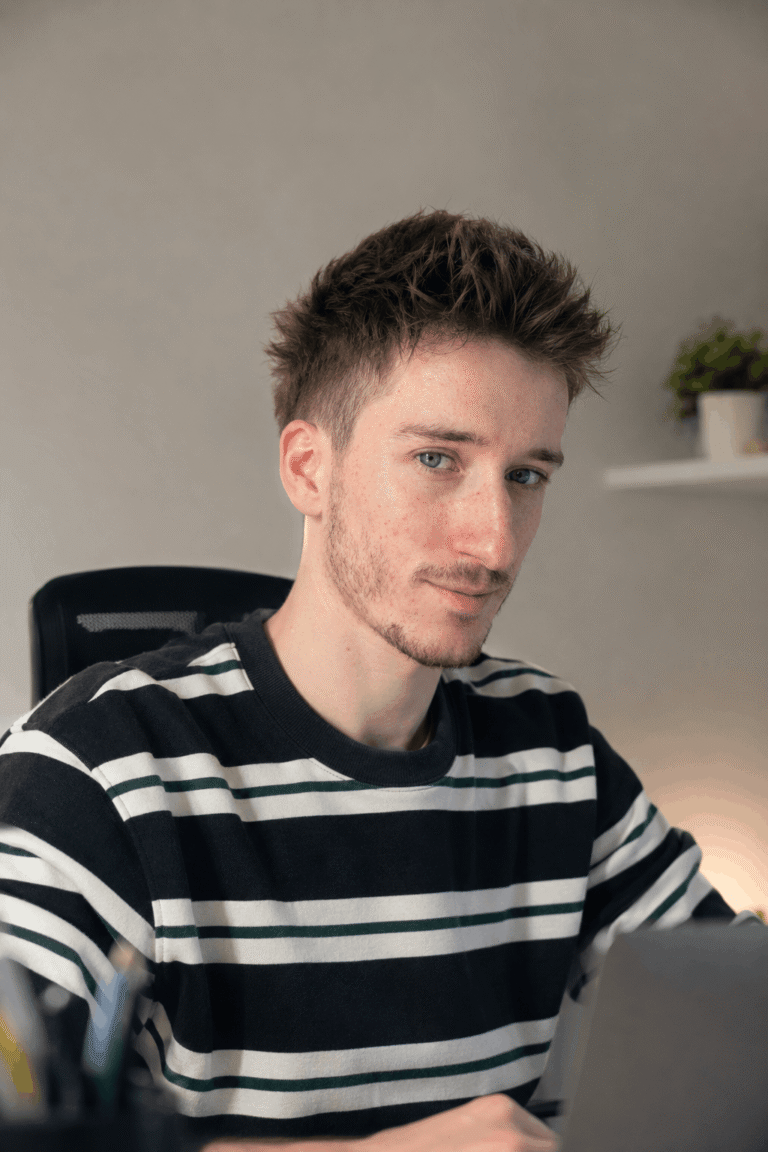 Alex Somale, web developer ad Alba